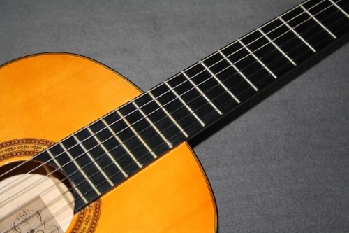 ARIA AK 20 1/2 N Classical Guitar 1/2 size