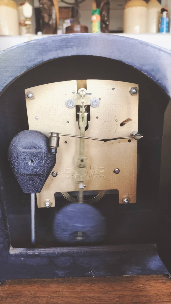 Mantel Clocks Art Deco Style Smith Enfield Mantle Wooden Clock was sold for R406.00 on 22 Nov