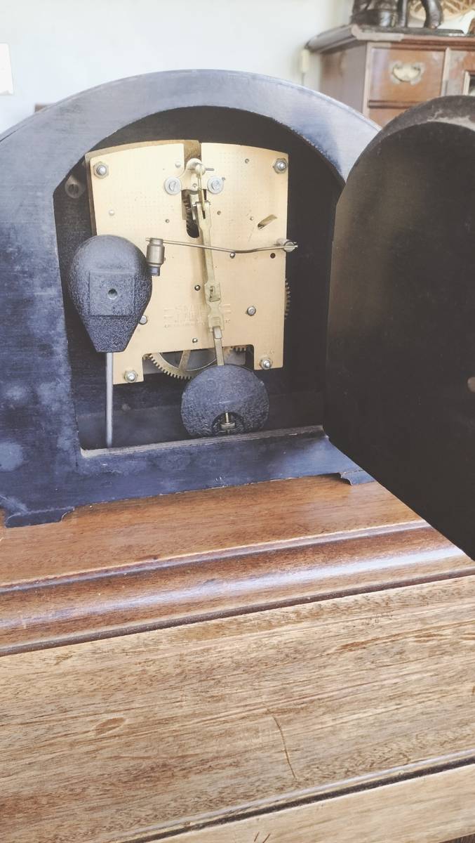 Mantel Clocks Art Deco Style Smith Enfield Mantle Wooden Clock was sold for R406.00 on 22 Nov