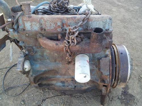 Tractor Parts & Manuals - Ford 5000 Tractor Engine was sold for R5,000.
