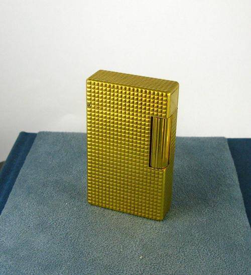 Smoking Accessories Vintage Original St. Dupont lighter. Leaking Gas. was sold for R175.00 on