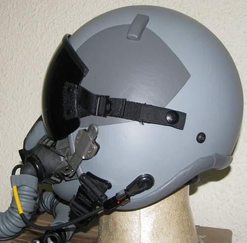 Other Militaria - Fighter Pilot Helmet - HGU-55/P with MBU-20 Mask was ...