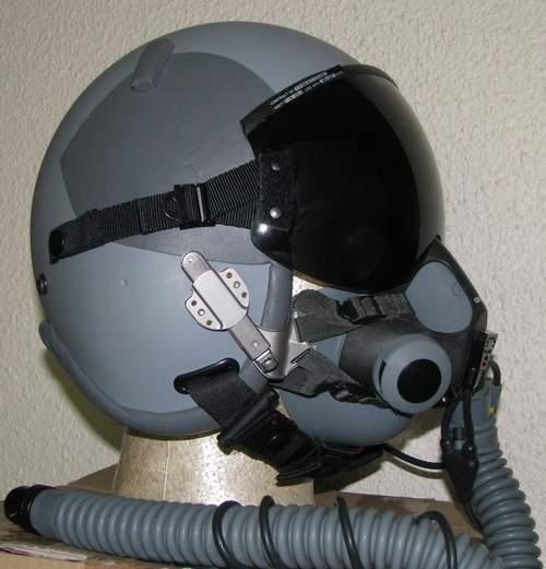 Other Militaria - Fighter Pilot Helmet - HGU-55/P with MBU-20 Mask was ...