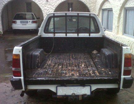 Ford - 1994 BANTAM 1.6 BAKKIE (needs TLC) was sold for R17,000.00 on 17 ...