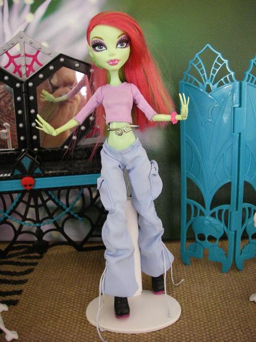 monster high funky clothes blue pants ties lilac purple top three quarter sleeves
