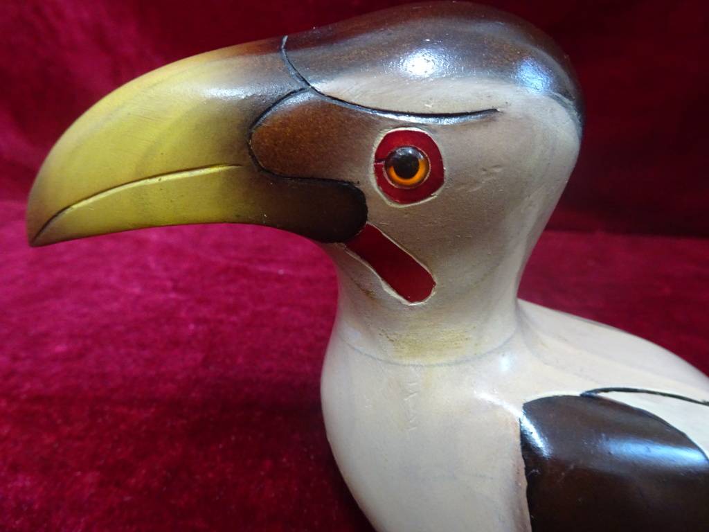 Wooden Vintage Collectable Knysna South African Bird Handpainted And