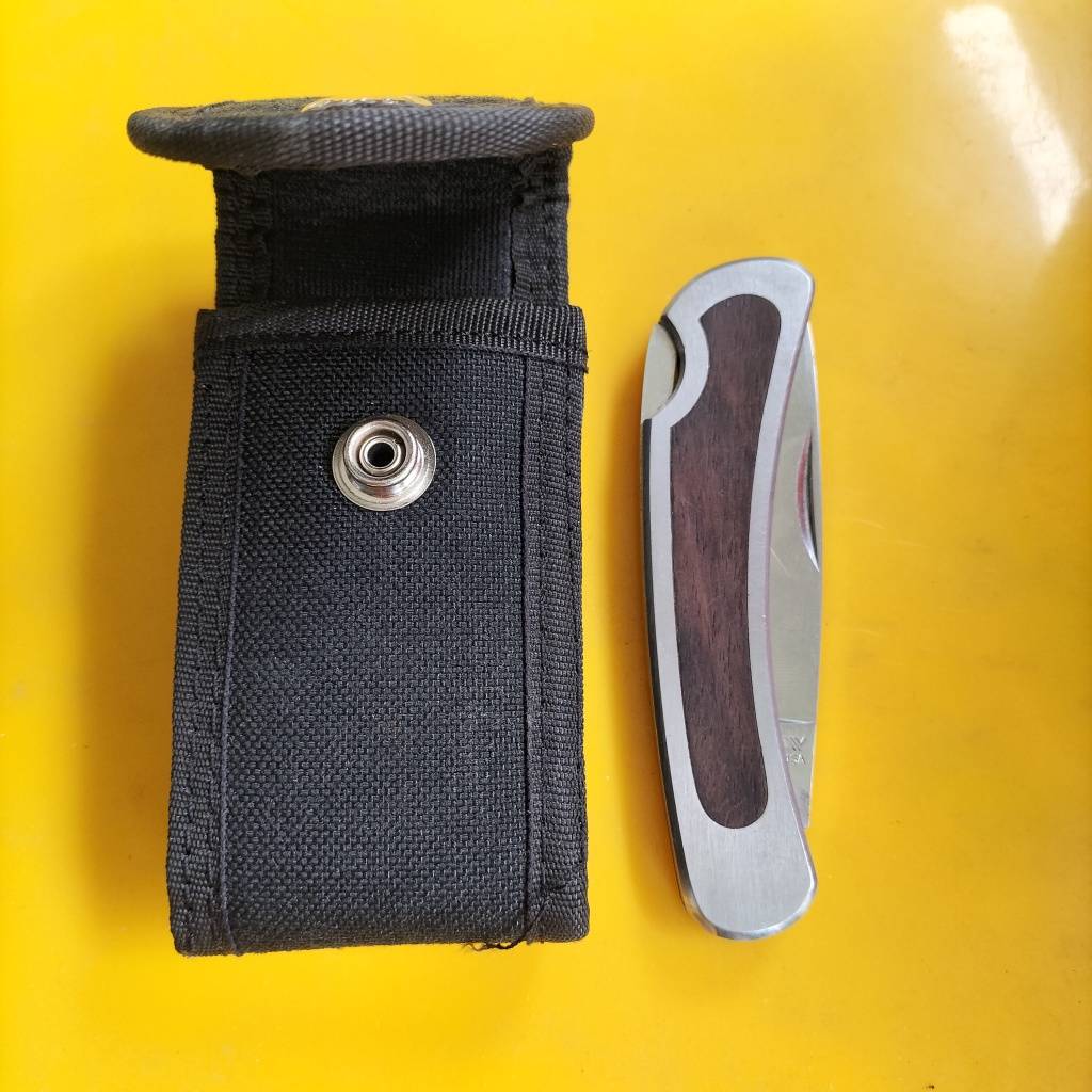 Knives & Daggers VINTAGE KERSHAW POCKET KNIFE. was sold for R660.00