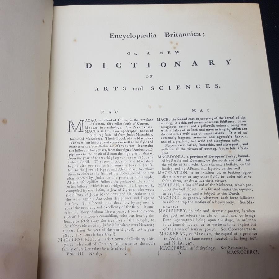 Catalogues, References & Guides - RARE!!! Encyclopedia Britannica First ...