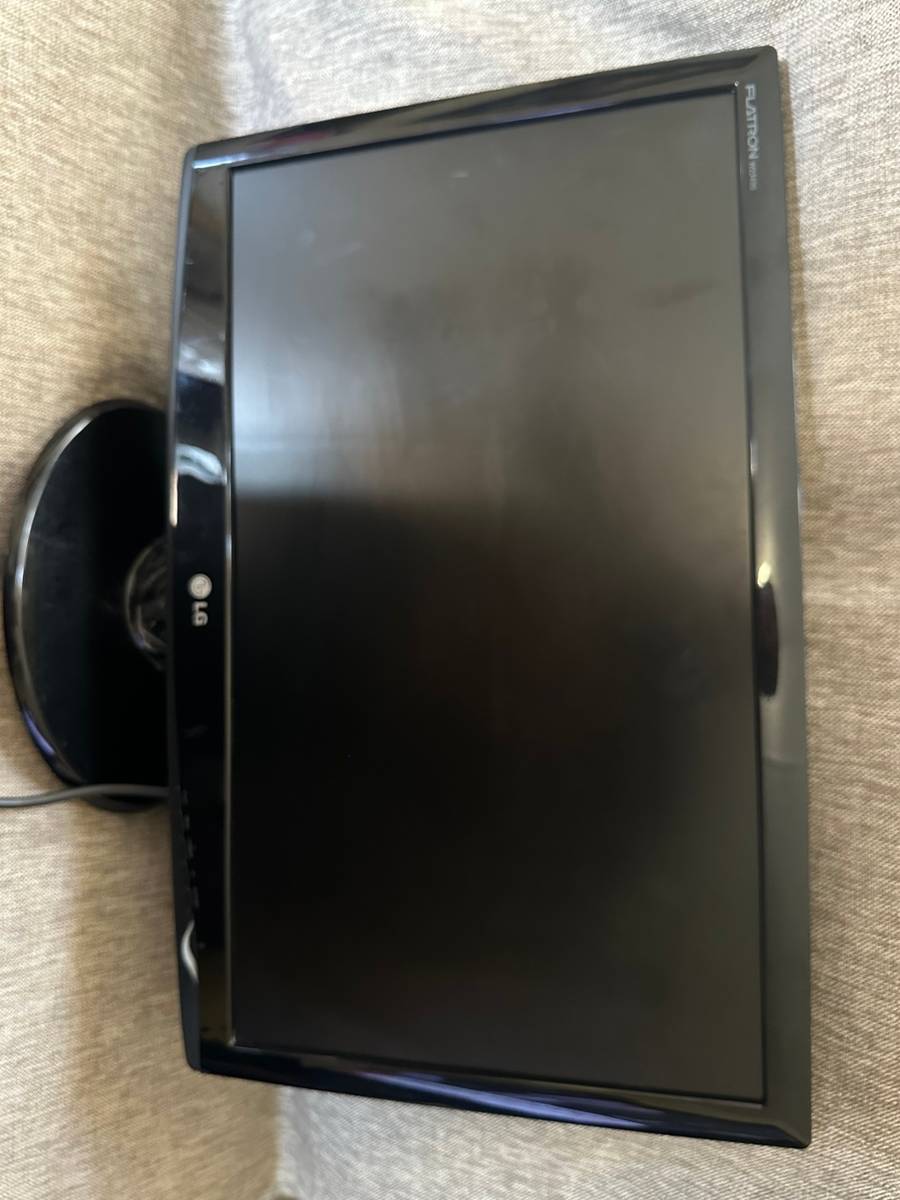 Monitors LG Flatron W2343S 23` monitor for sale in Pretoria / Tshwane