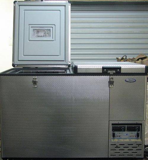 4x4 Accessories NATIONAL LUNA 74 Litre Double Door (Car Camping