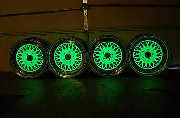 Glow in the dark mag wheels