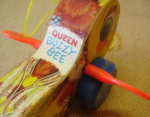 Vintage Toys Fisher Price Queen Buzzy Bee Wooden Pull Along Toy Was