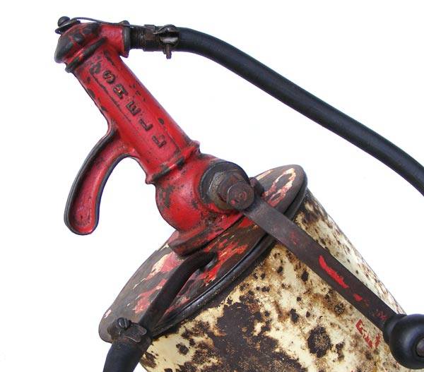 Road Vintage/Antique Shell Hand Crank Oil Pump Working Great