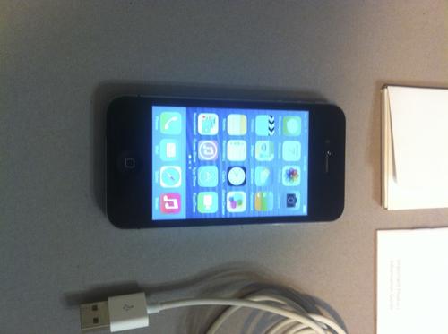 iPhone 4 16GB with accessories for sale