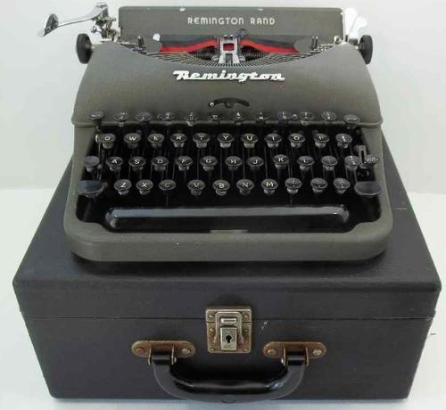 Vintage Remington Rand Typewriter, Portable Case - 34cm/34cm/15,5cm