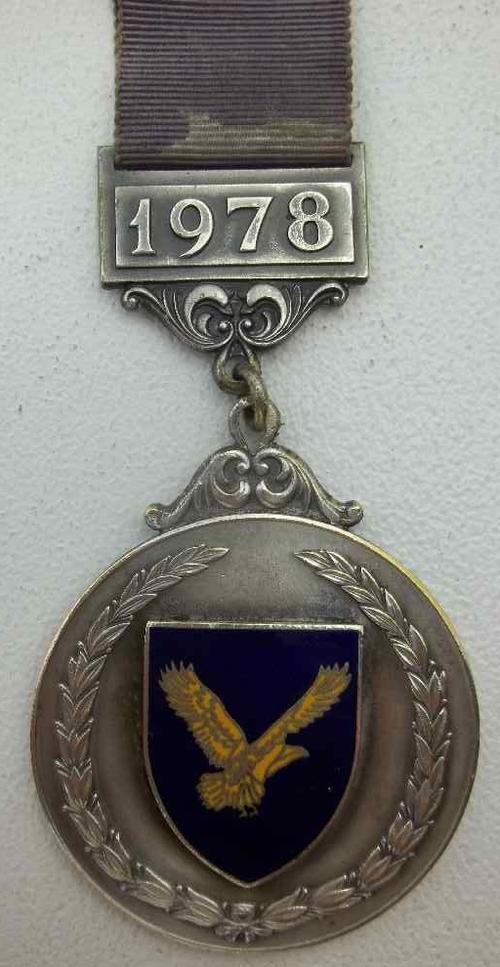 1978 Airforce "Skeet 2nd" Silver Coloured Medal, Original Ribbon Faded - Diameter 5cm