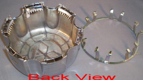 1x Mitsubishi (Pajero Gen 2, Colt) hubcap plus steel clamp