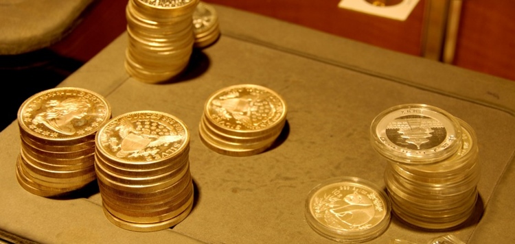 collectiong coins