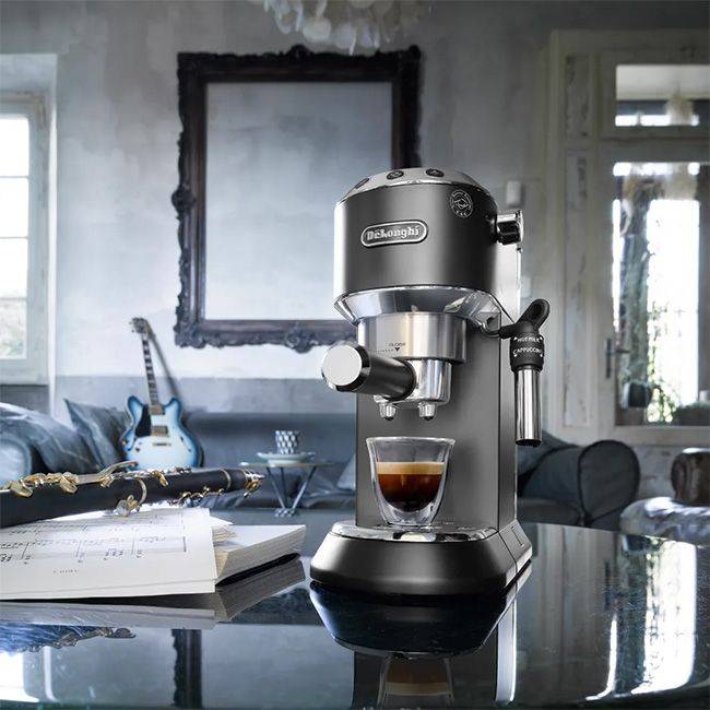 Espresso & Coffee Machines De`Longhi Dedica Pump Manual Espresso