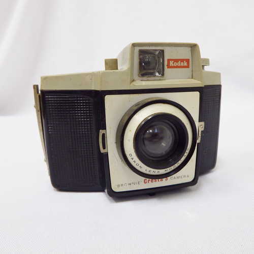 Vintage Kodak Eastman Brownie Cresta 3 film camera with 320 mount dakon lens