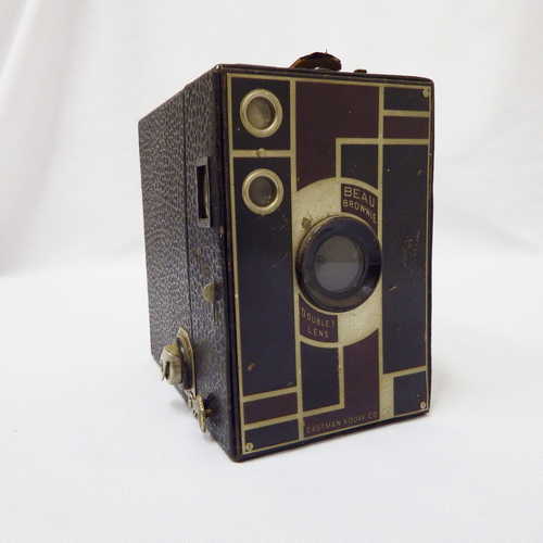 Kodak Eastman Beau Brownie No. 2A camera with a two-colour front