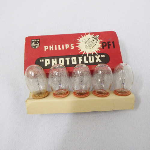 Phillips "Photoflux" PF1 flash bulbs 5 bulbs