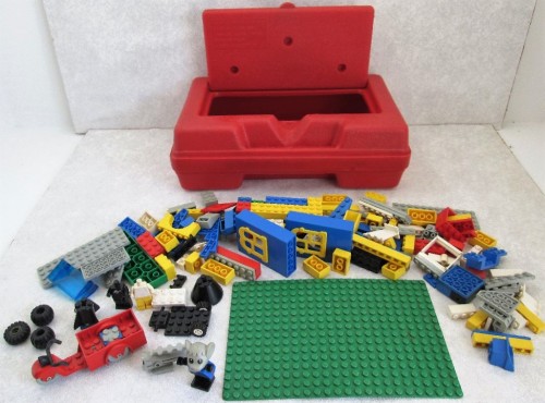 Vintage Lego 1982 Red Storage Container Box Interlego With 130+ Pieces