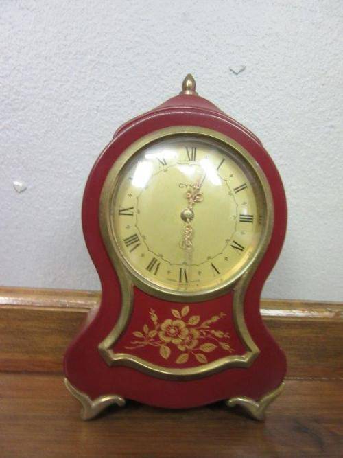 Alarm & Travel Clocks An amazing vintage Swiss made "Cyma Watch Co