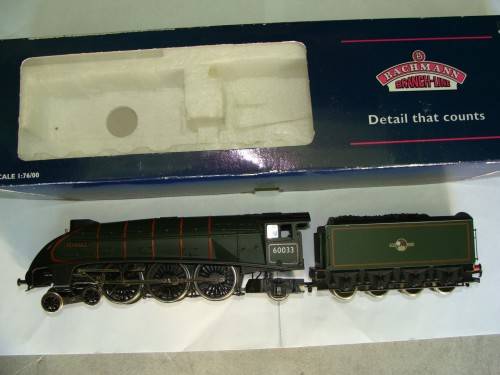 Locomotives - Bachmann HO 4-6-2 Seagull and tender green 