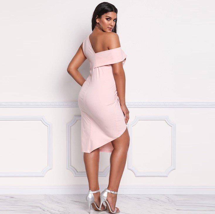 curvy evening gowns