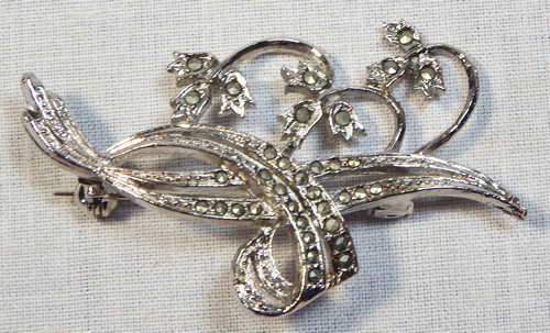Vintage Marcasite brooch - Rhodium plated