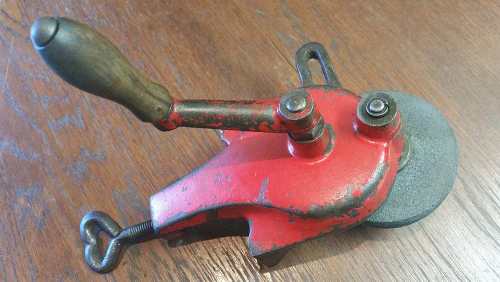 Vintage Bench Mounted Hand Cranked Stone Grinding/tool sharpening Wheel