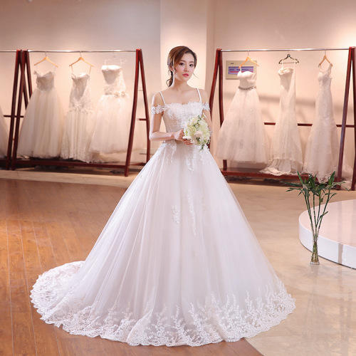 Wedding Dresses - Lace ball gown for sale in Johannesburg