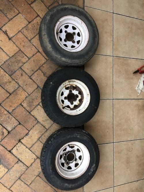 Trailers 3 x10" Venter Trailer wheels, Two tyres brand new was listed
