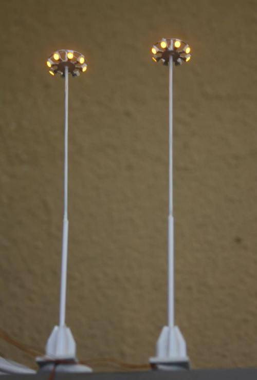 Scenery HO scale 12V LED yard lights (lamps) for model railway layout