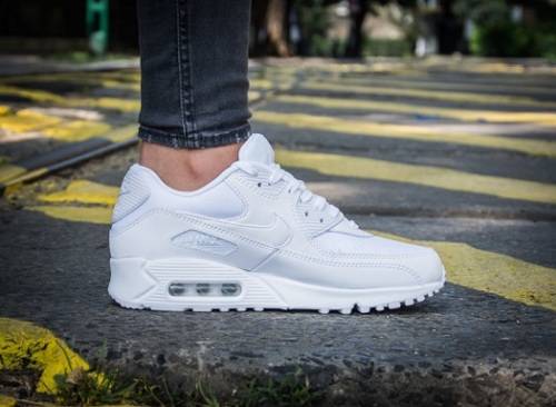 air max 90 essential 537384 111