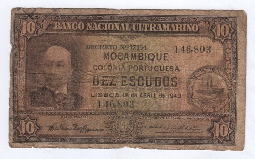 Mozambique well used 10 escudos banknote -1943