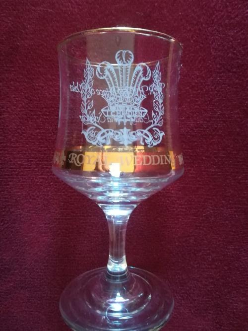 Image of the royal wedding 1981 wine glass