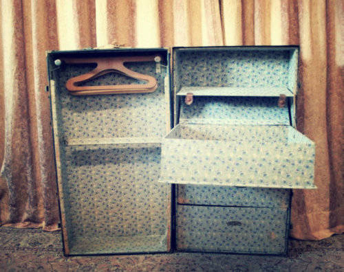Other Antiques Collectables Rs17 A Rare Antique Wardrobe