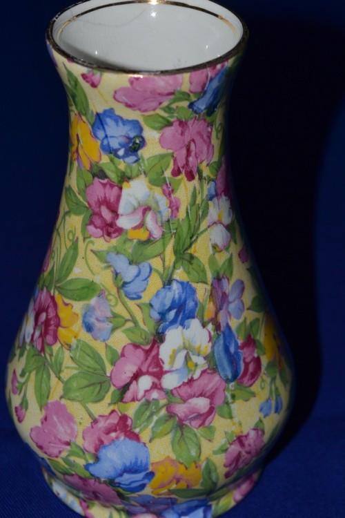 English Porcelain Royal Winton Grimwades Bud Vase Sweet Pea