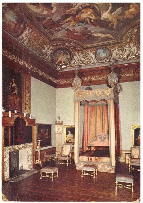 Post Cards - OLD USED POST CARD HAMPTON COURT PALACE. KING ...