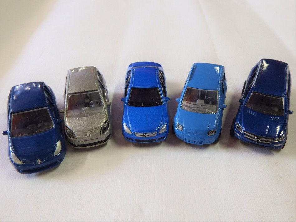Lot of 5 Majorette and HTI toy cars