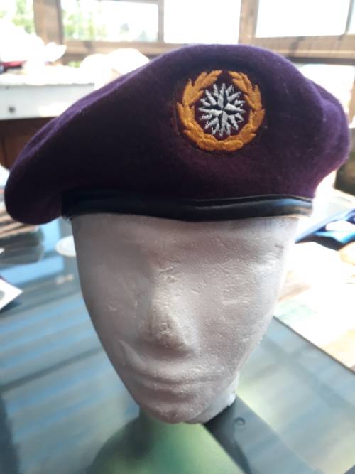 South African Army Original South African Army Recce Beret in Good