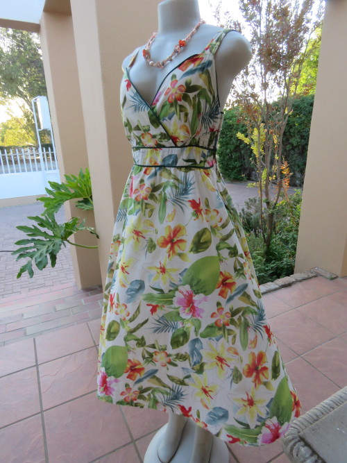 Casual Dresses - Summer cheerful floral dress with shoulder straps.By ...