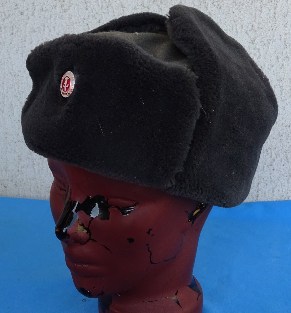 Headgear - Original east German Army NVA winter Cap size 57 (D3/21) was sold for R165.00 on 27 ...