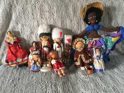 dolls around the world