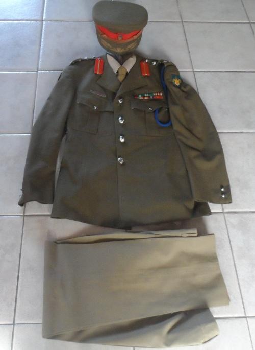 Uniforms - SA Army - Brigadier's Uniform was sold for R825.00 on 13 May ...