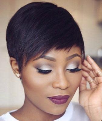 Wigs Razor Cut Wig 100 Percent Human Hair Was Listed For R450