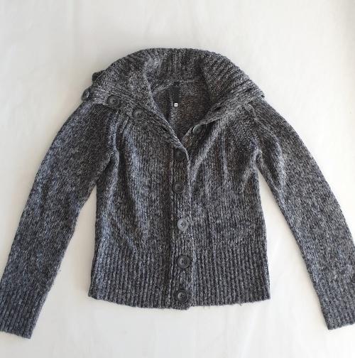 Knitwear - FLUFFY GREY WOOLWORTHS JERSEY! was sold for R120.00 on 20 ...