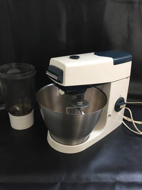 Appliances Vintage kenwood chef mixer 100working runs smooth with